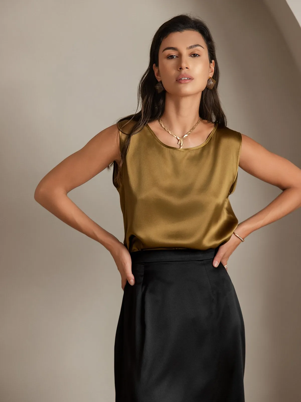 19Momme Silk Round Neck Tank Top