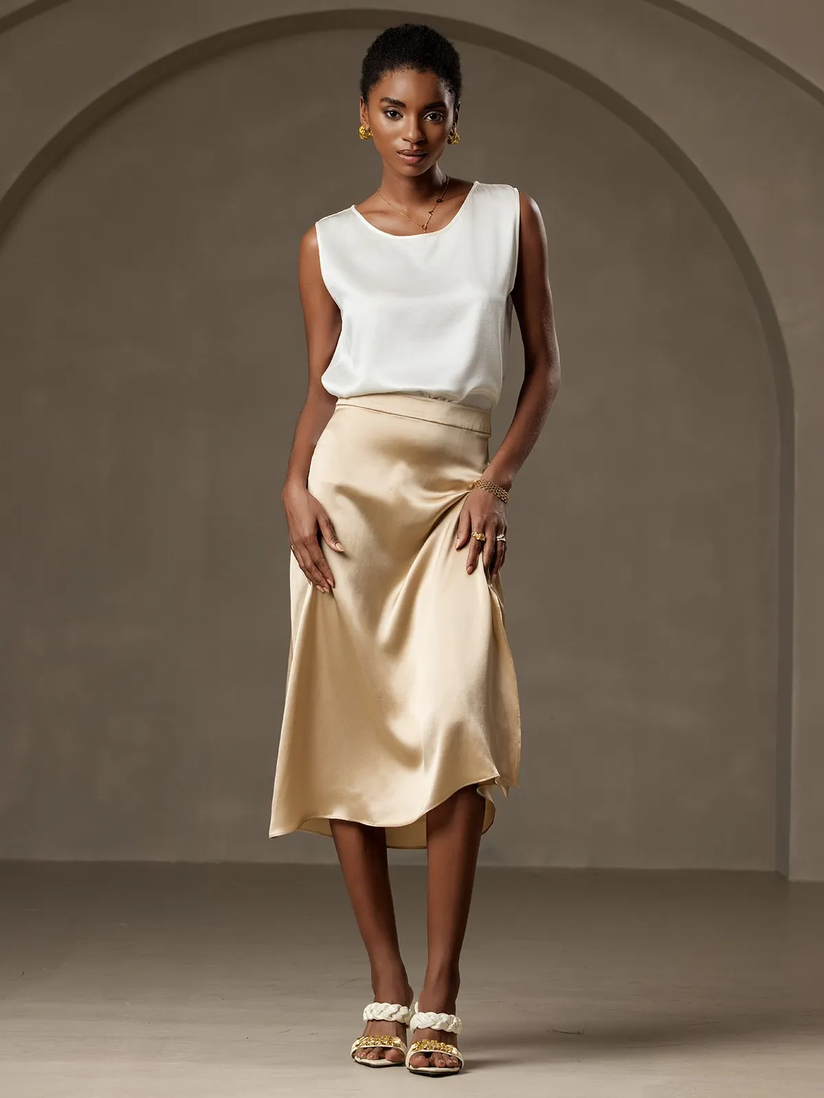 19Momme Silk Round Neck Tank Top