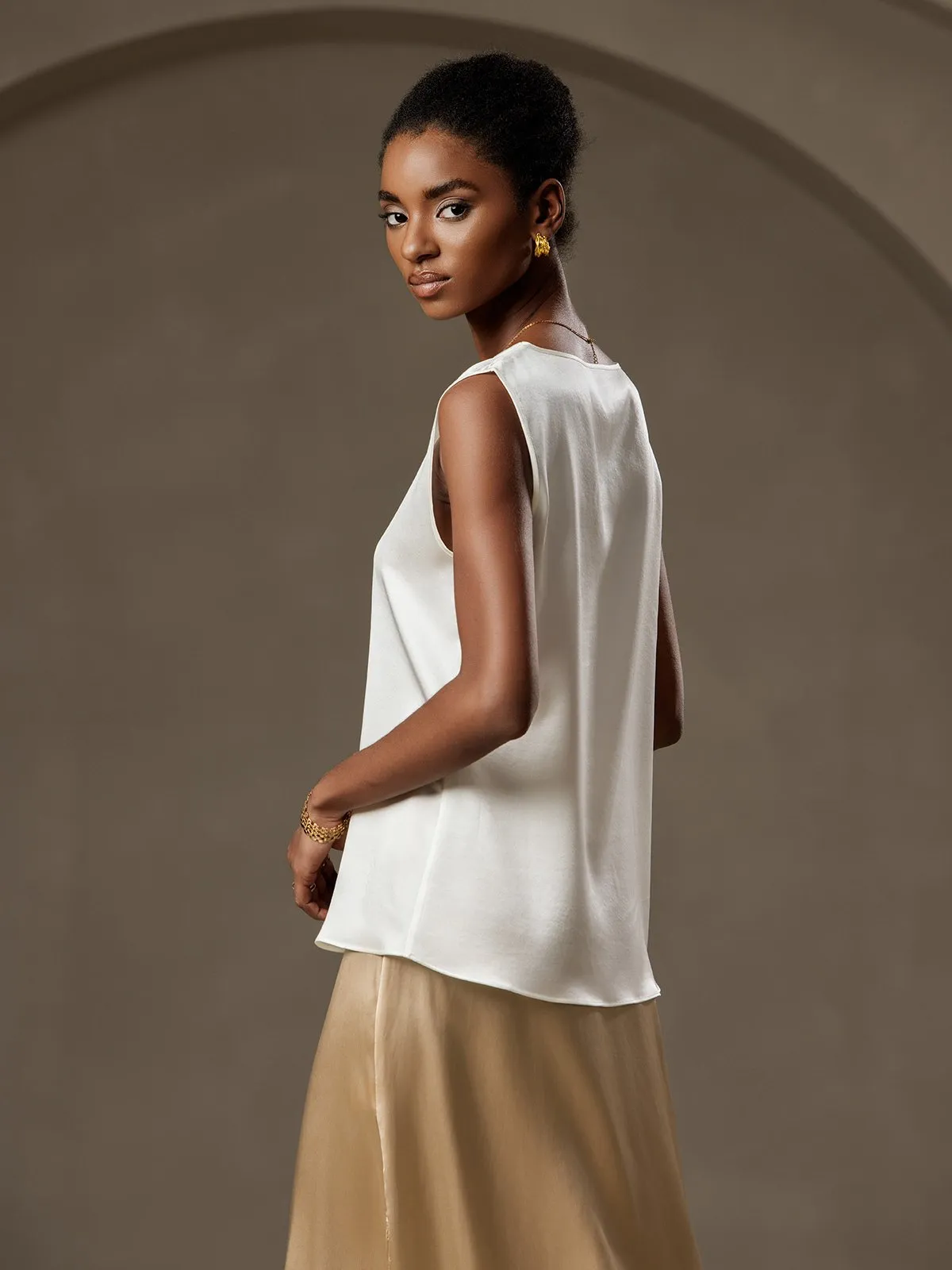 19Momme Silk Round Neck Tank Top