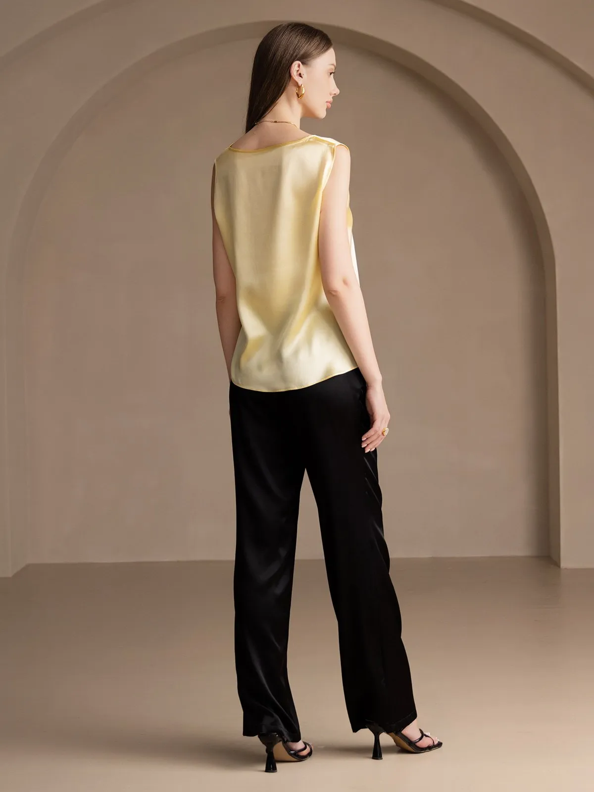 19Momme Silk Round Neck Tank Top