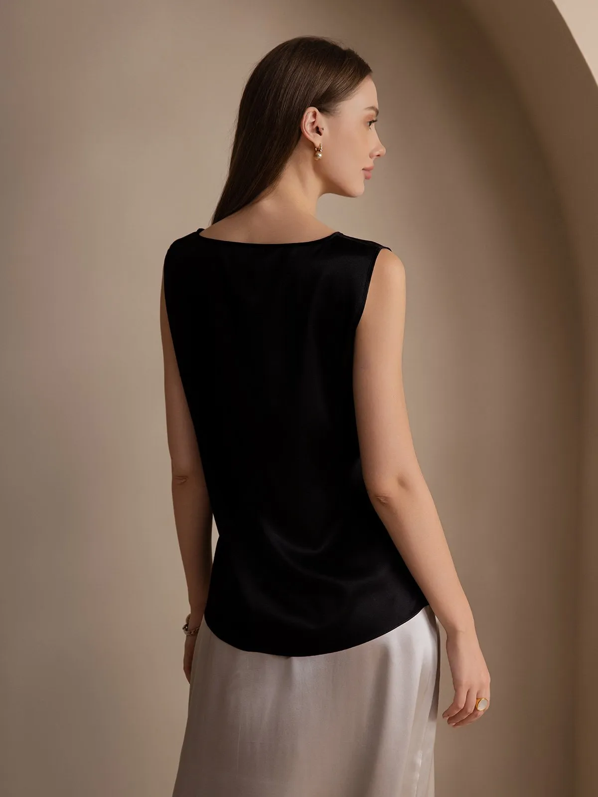 19Momme Silk Round Neck Tank Top