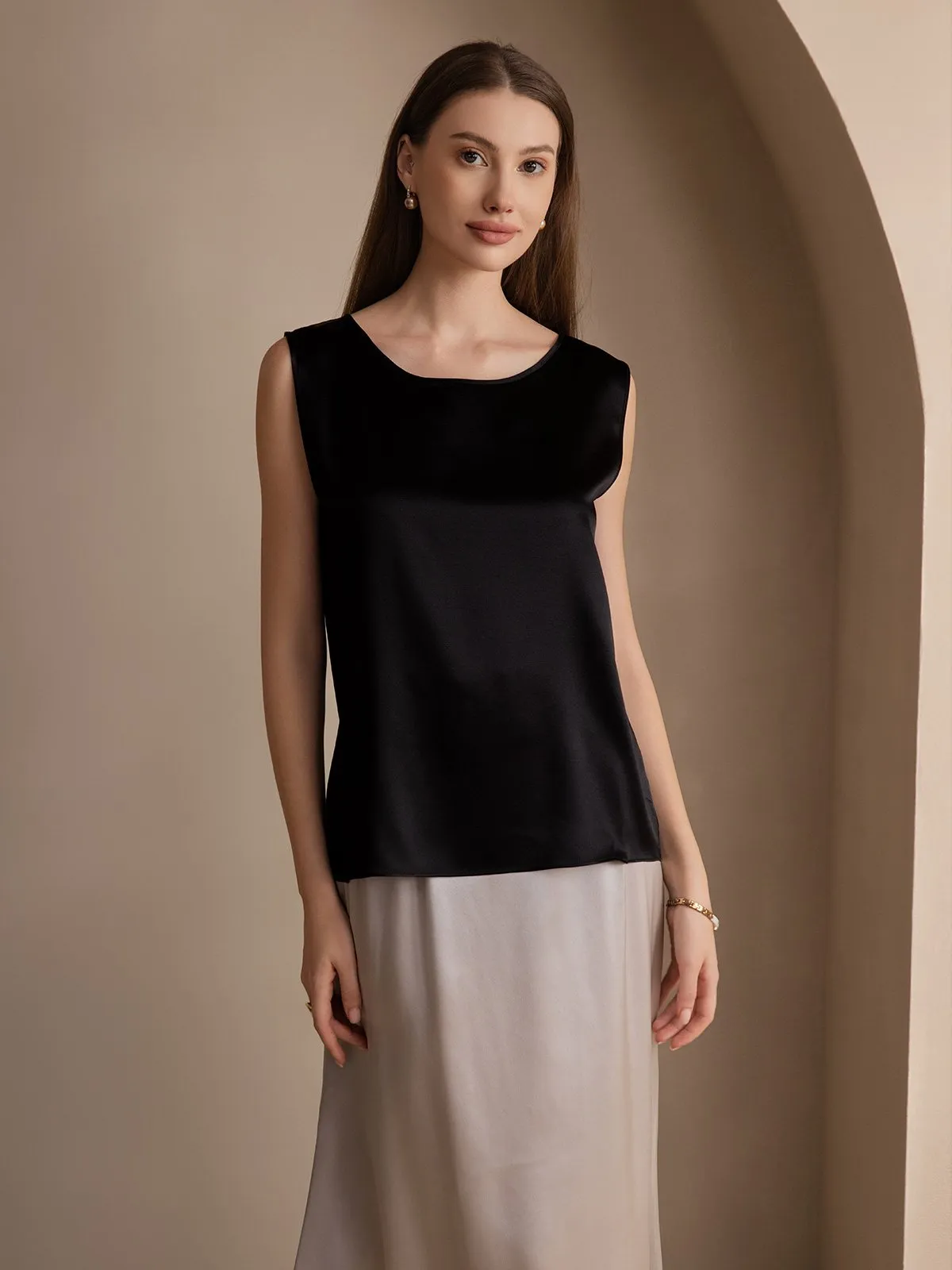 19Momme Silk Round Neck Tank Top