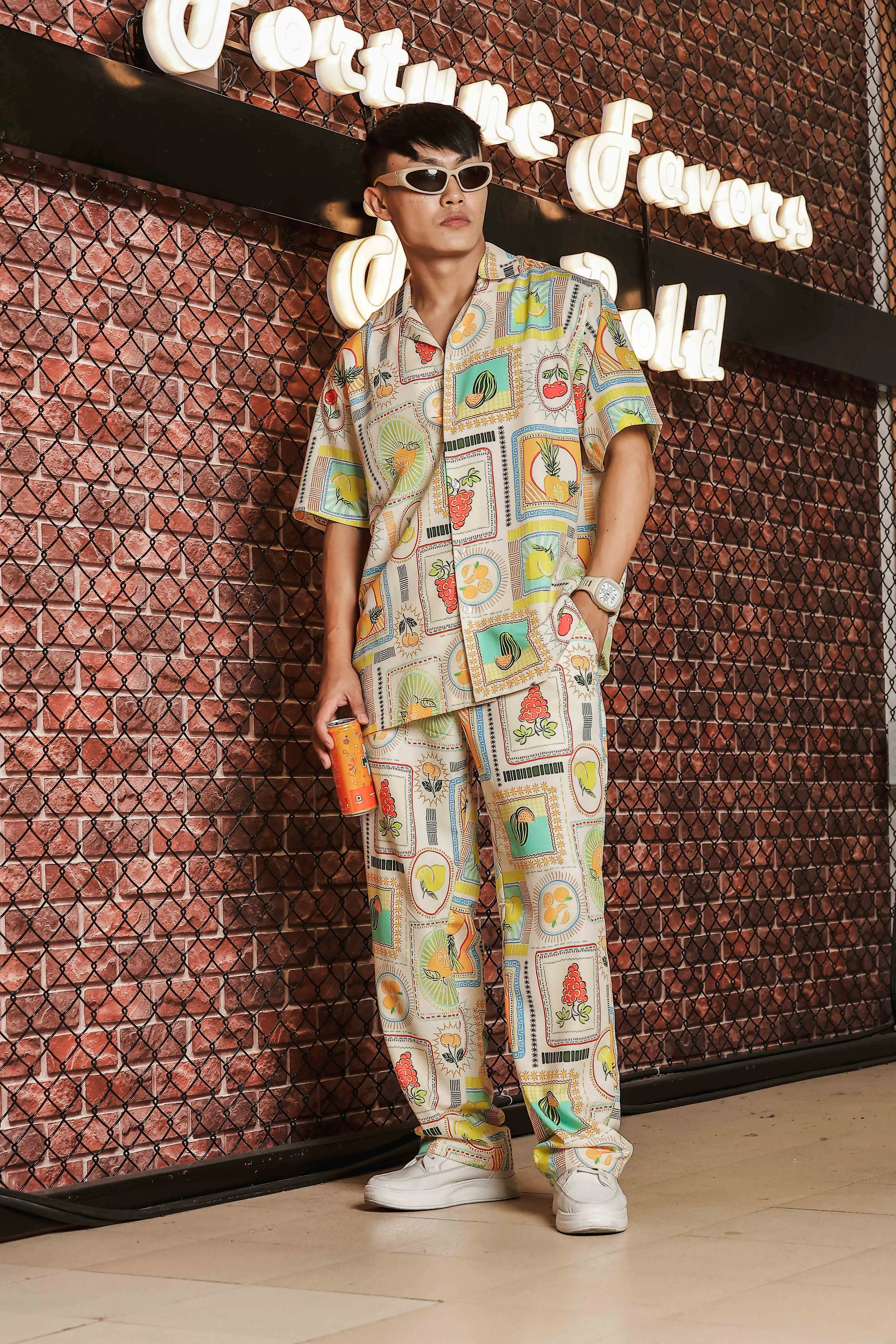 Unisex Beige Printed Mid-Rise Lounge Pants